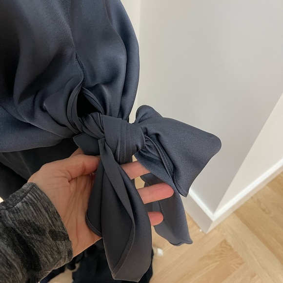 BCBGMaxAzria - Picture 2 of 9